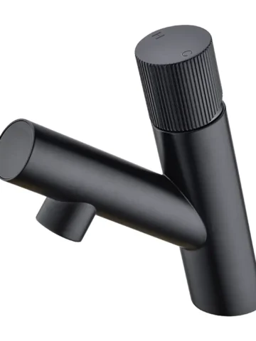 FAUCET WITH DIGITAL TEMPERATURE DISPLAY - BLACK